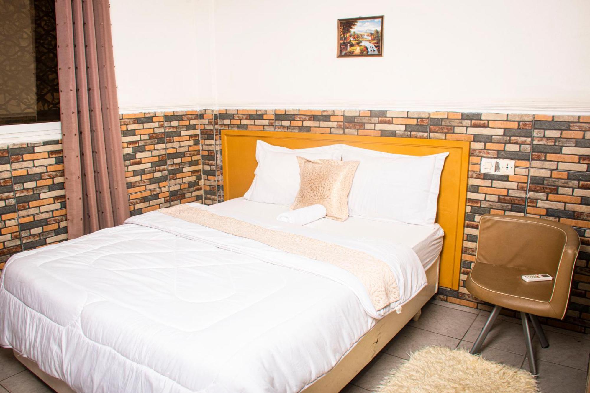 Clos D'Anthony Residence Bonanjo Дуала Екстериор снимка
